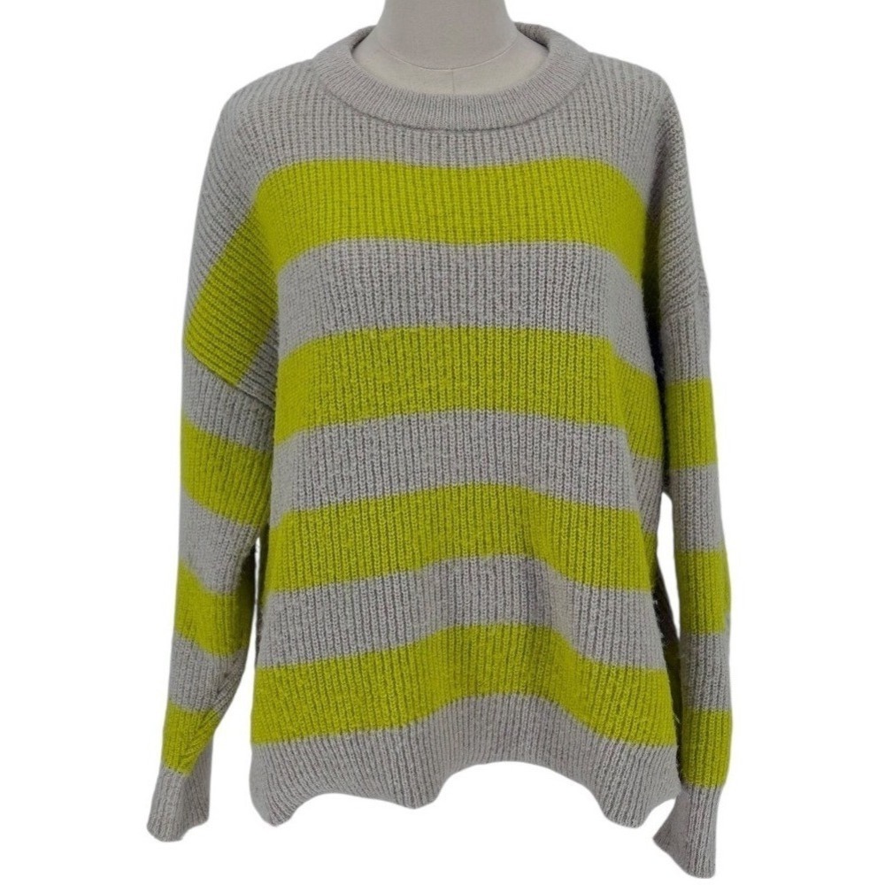 ON 34TH White & Neon Yellow Crew‎ Neck Striped Sweater (Size 1X)